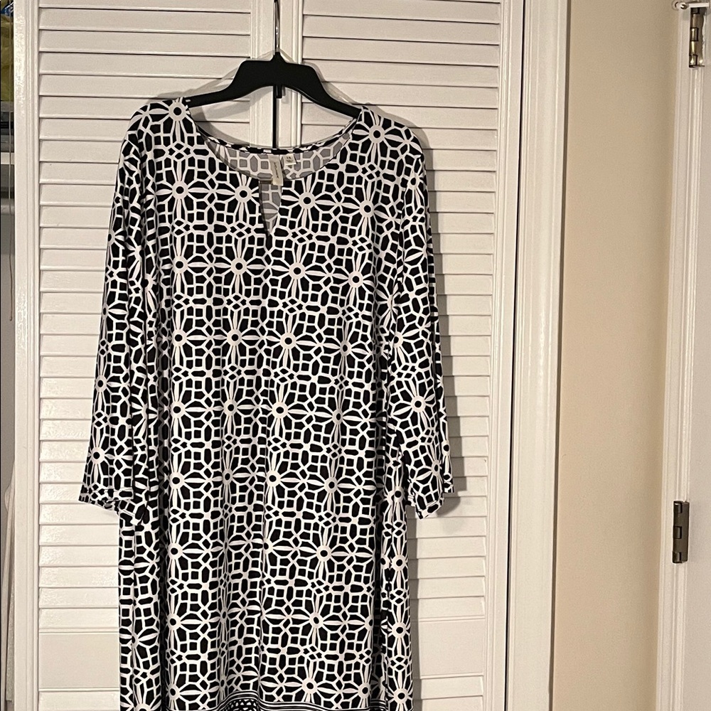 Black and white dress